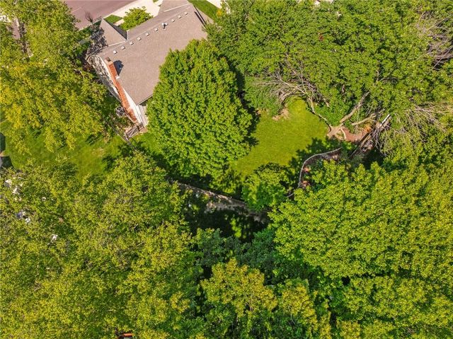 9613 W 123rd Street, Overland Park, KS 66213