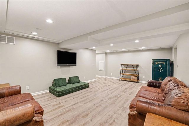 13744 Archer Road, Bonner Springs, KS 66012