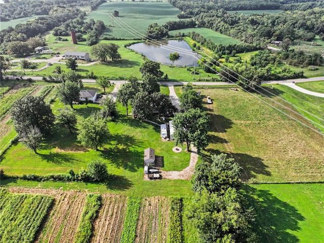 13744 Archer Road, Bonner Springs, KS 66012