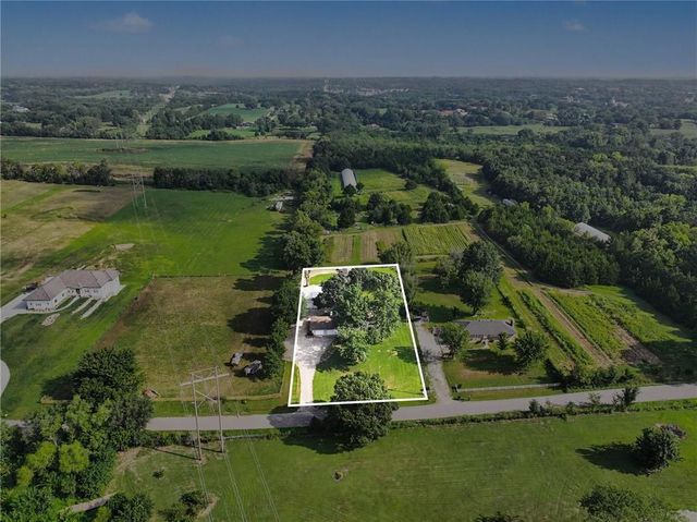 13744 Archer Road, Bonner Springs, KS 66012