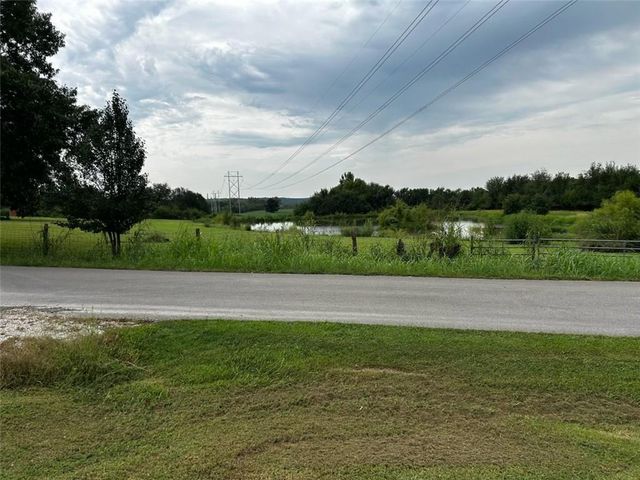 13744 Archer Road, Bonner Springs, KS 66012