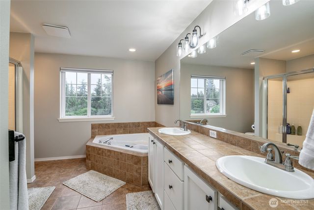 2701 91st Avenue E, Edgewood, WA 98371