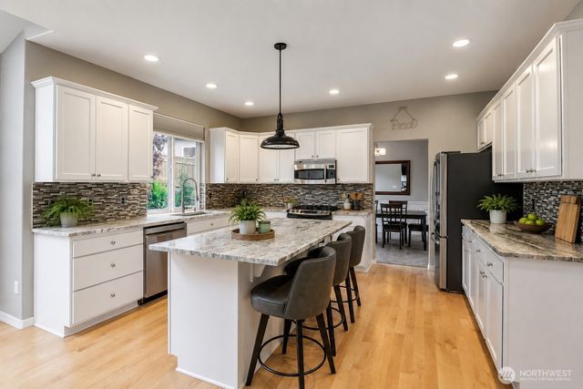 2701 91st Avenue E, Edgewood, WA 98371