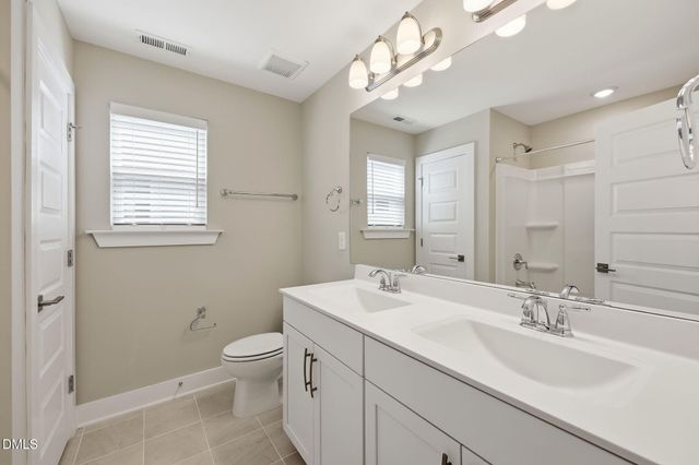 628 Sage Oak, Holly Springs, NC 27540