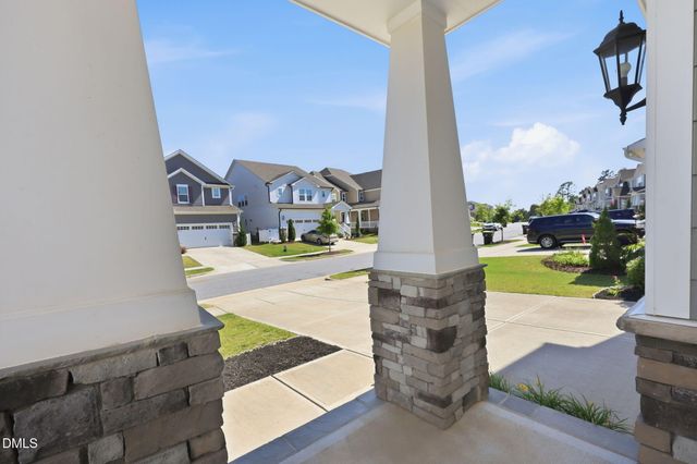 628 Sage Oak, Holly Springs, NC 27540