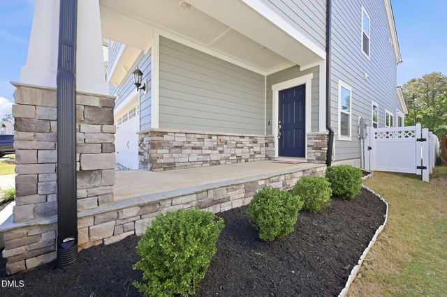 628 Sage Oak, Holly Springs, NC 27540