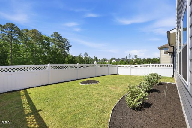 628 Sage Oak, Holly Springs, NC 27540