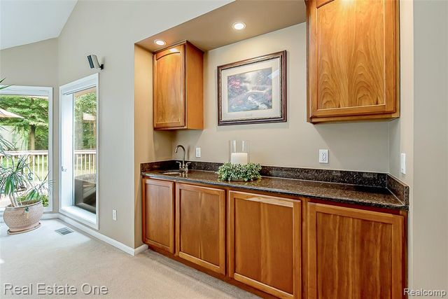28625 Coyote Court, New Hudson, MI 48165