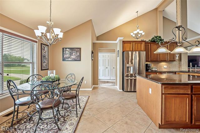 28625 Coyote Court, New Hudson, MI 48165