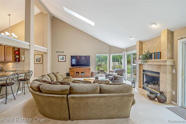 28625 Coyote Court, New Hudson, MI 48165