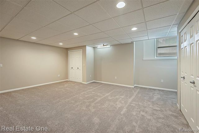 28625 Coyote Court, New Hudson, MI 48165