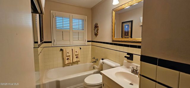 301 Graham Street, Clinton, NC 28328