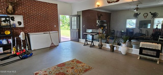 301 Graham Street, Clinton, NC 28328