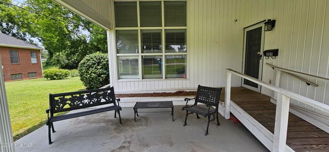 301 Graham Street, Clinton, NC 28328