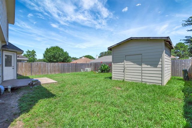 34606 Lake Side Drive, Brookshire, TX 77423