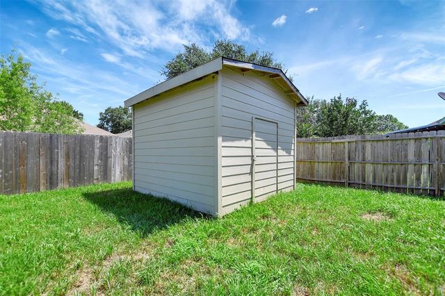 34606 Lake Side Drive, Brookshire, TX 77423