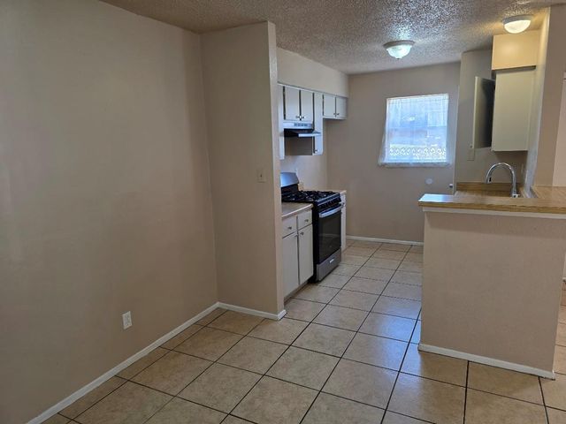 805 Sirocco DR, Austin, TX 78745