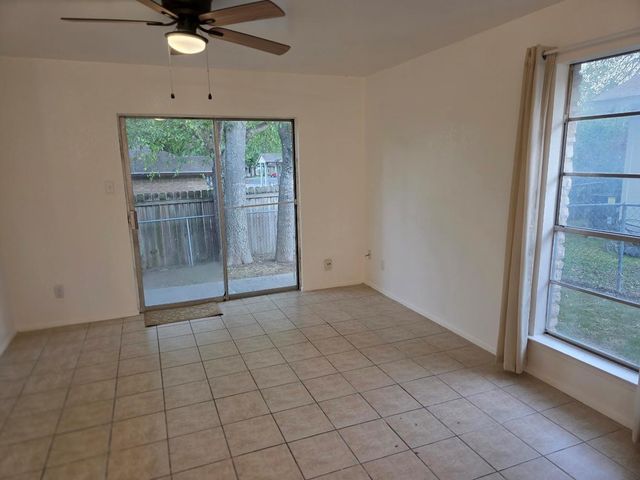 805 Sirocco DR, Austin, TX 78745