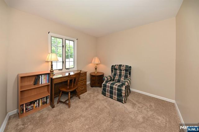14-01 Floral Avenue, Fair Lawn, NJ 07410