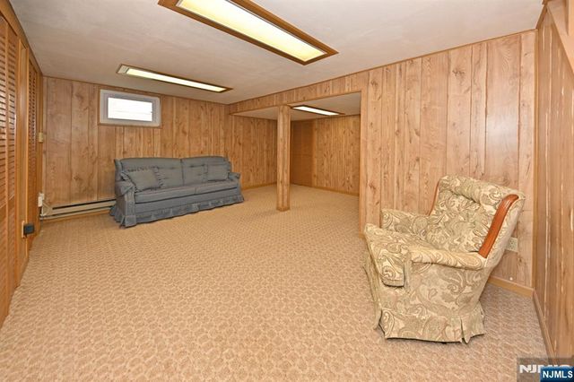 14-01 Floral Avenue, Fair Lawn, NJ 07410
