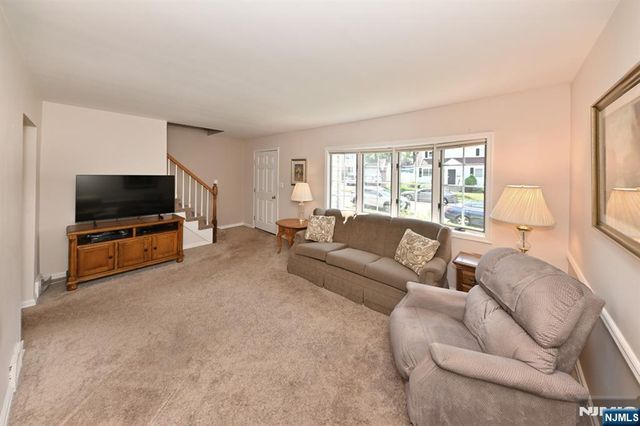14-01 Floral Avenue, Fair Lawn, NJ 07410