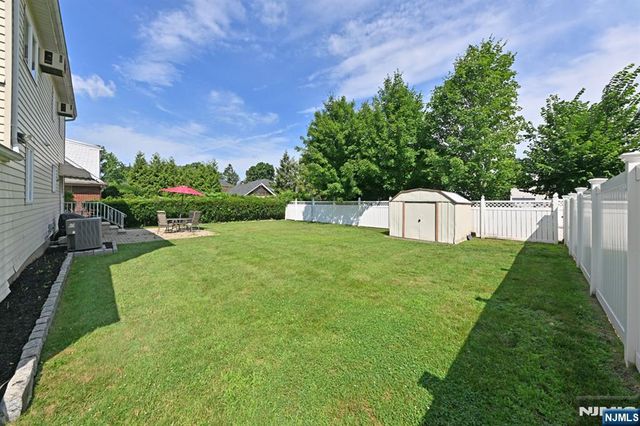 14-01 Floral Avenue, Fair Lawn, NJ 07410
