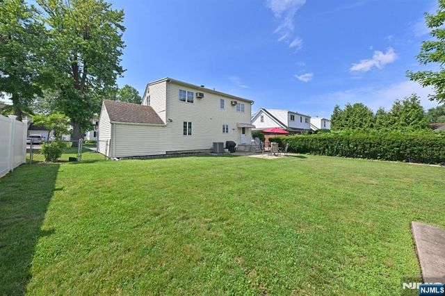 14-01 Floral Avenue, Fair Lawn, NJ 07410