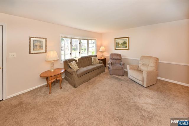 14-01 Floral Avenue, Fair Lawn, NJ 07410