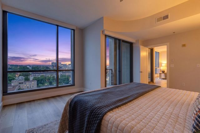 900 20th Ave S Apt 1410, Nashville, TN 37212