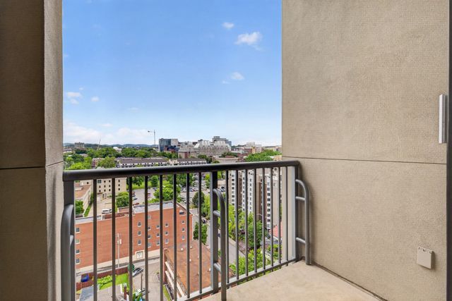 900 20th Ave S Apt 1410, Nashville, TN 37212