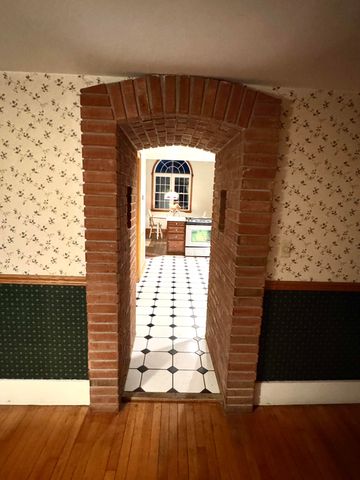 68 Smith Street, Rouses Point, NY 12979