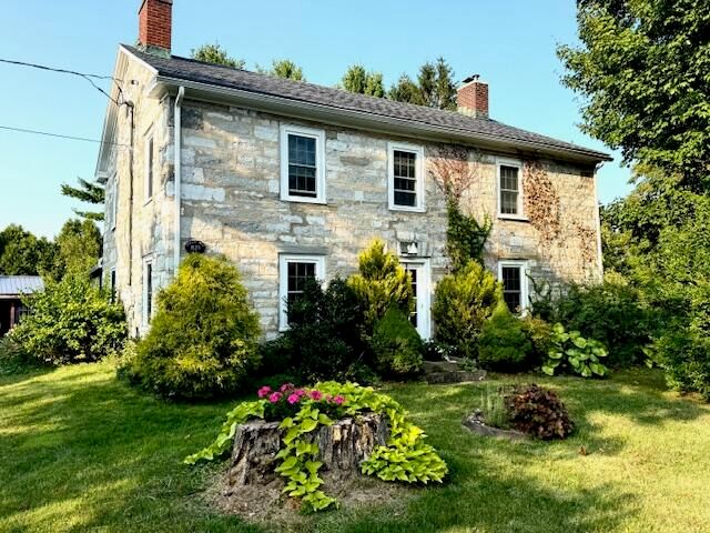 68 Smith Street, Rouses Point, NY 12979