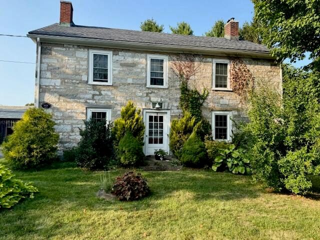 68 Smith Street, Rouses Point, NY 12979