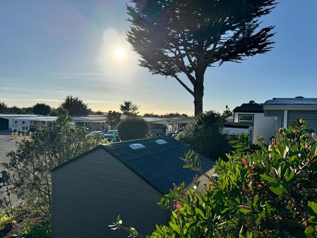 37 Oceanview Avenue, Half Moon Bay, CA 94019