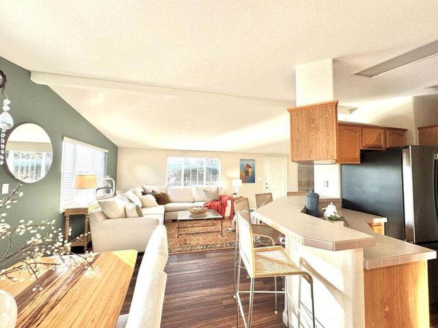 37 Oceanview Avenue, Half Moon Bay, CA 94019