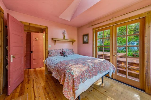 11005 Berggren Ln, Nevada City, CA 95959