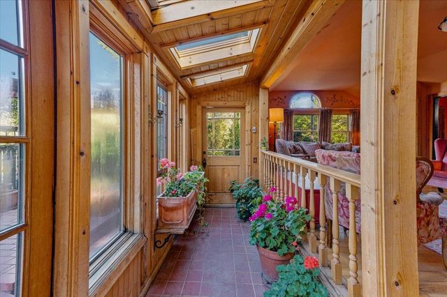 11005 Berggren Ln, Nevada City, CA 95959