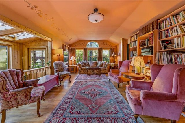 11005 Berggren Ln, Nevada City, CA 95959