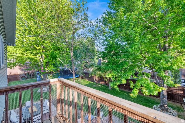 2098 E 10140 S, Sandy, UT 84092
