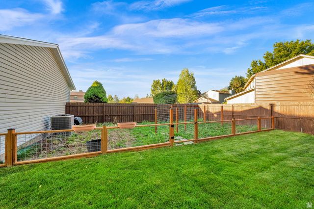 2098 E 10140 S, Sandy, UT 84092
