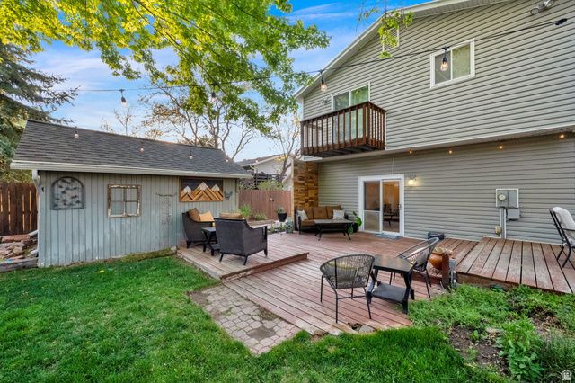 2098 E 10140 S, Sandy, UT 84092