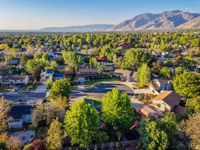 2098 E 10140 S, Sandy, UT 84092