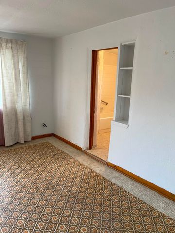 12 Nieves Road SE, Albuquerque, NM 87123