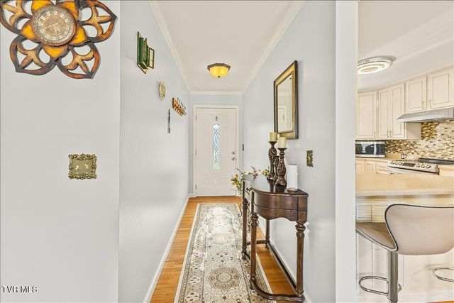 1605 Southwest Avenue, Johnson City, TN 37604