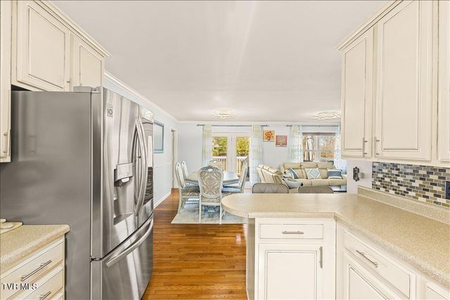 1605 Southwest Avenue, Johnson City, TN 37604