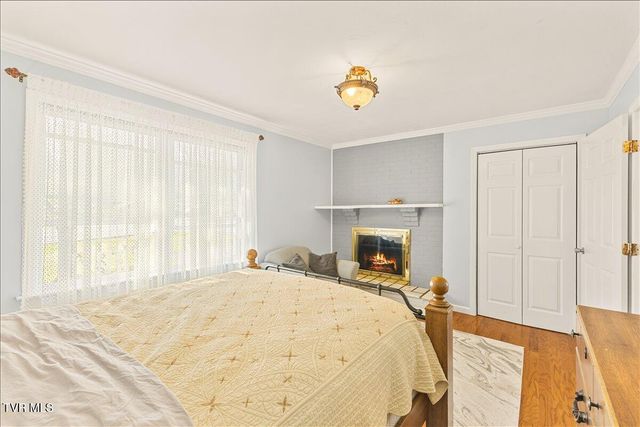 1605 Southwest Avenue, Johnson City, TN 37604