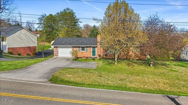 1605 Southwest Avenue, Johnson City, TN 37604