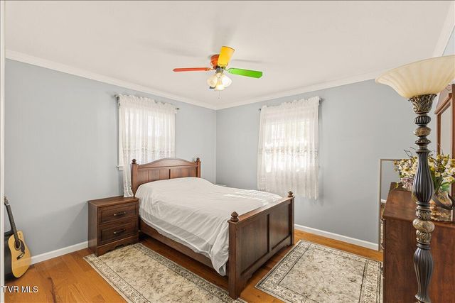 1605 Southwest Avenue, Johnson City, TN 37604