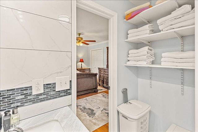 1605 Southwest Avenue, Johnson City, TN 37604