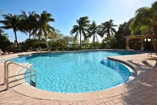 1000 Scotia Drive 304, Hypoluxo, FL 33462